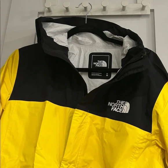 Rare Color The North Face Venture 2 Jacket